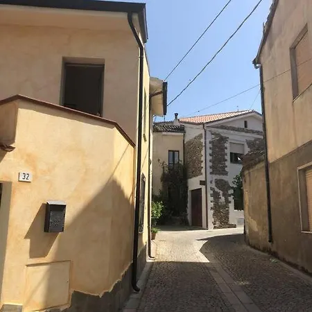 Casa Vacanza Di Paola * Meana Sardo